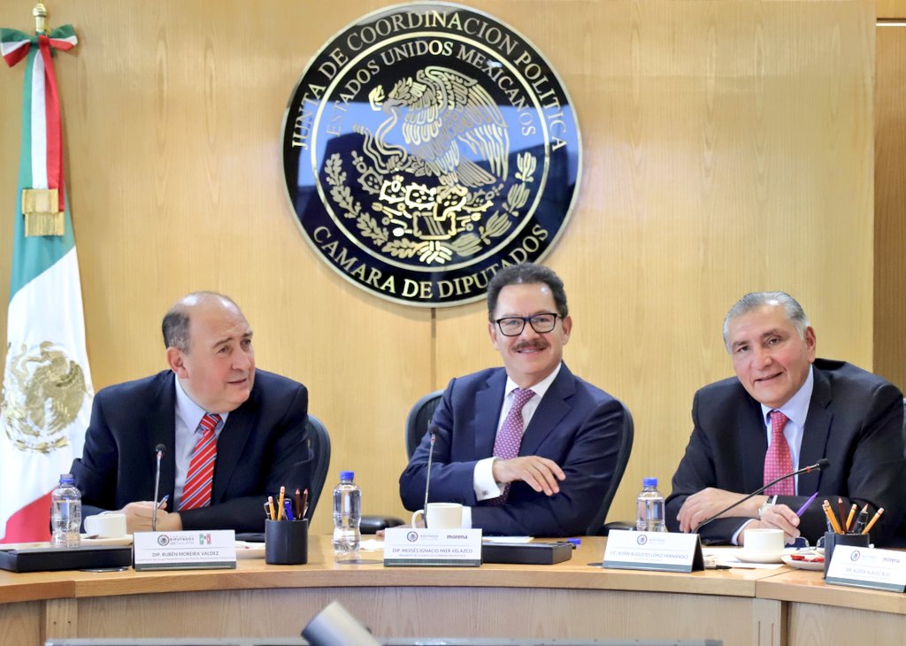 NachoMierV's tweet photo. En el marco del diálogo abierto, franco, directo y sin simulación estamos reunidos la Junta de Coordinación Política de la @Mx_Diputados con el secretario de Gobernación @adan_augusto. https://t.co/3yKMGMrMoh