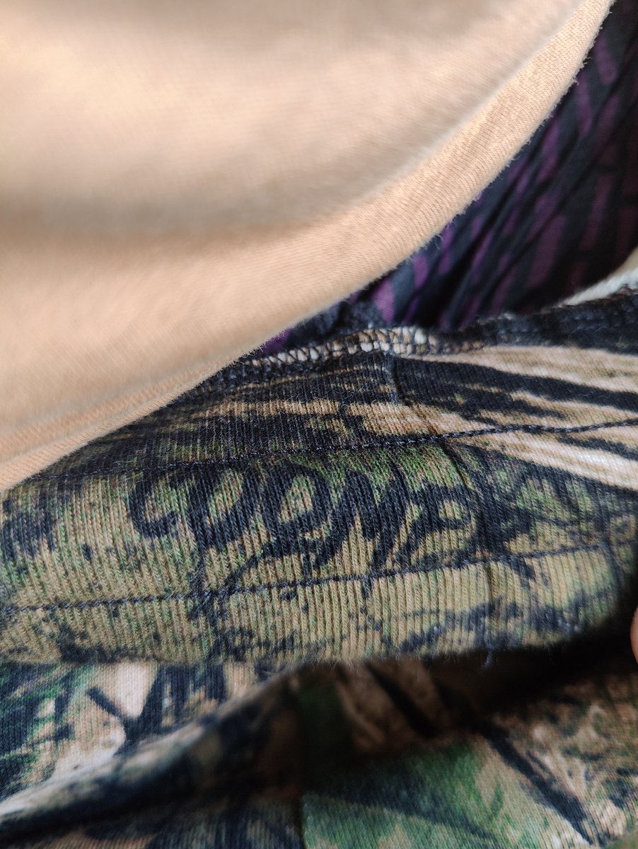 My <a href="/hasanthehun/">hasanabi</a> merch says coomer on the front waistband😩
