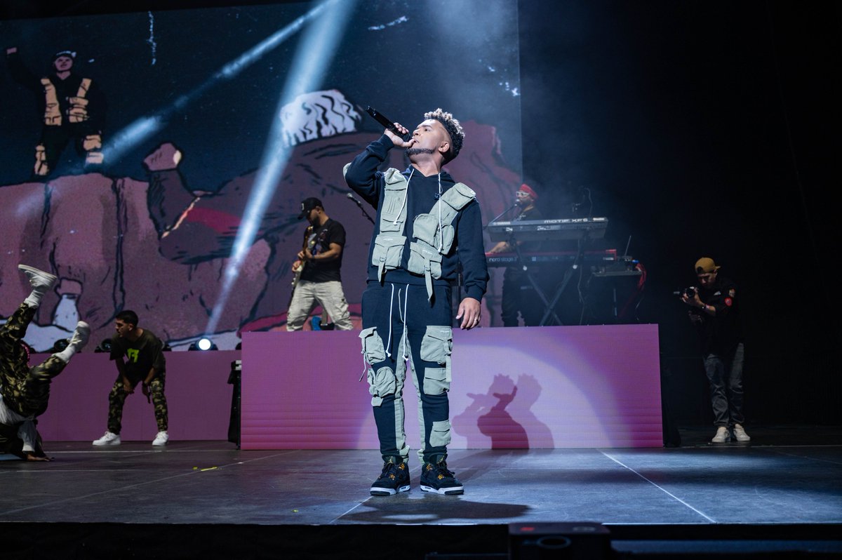 saludycultura's tweet photo. Majestuosa presentación de #Redimi2 en su concierto
“#RompiendoFest”, Coliseo, P,R. superó las expectativas con las participaciones de #AlexZurdo, #Funky, #DarianGonzález, #GabrielEMC, #Practico, #EliúDelVoice, #HaroldVelázquez, #BrayerMayer, #ElSica, #Samantha, #BiancaDeGrace https://t.co/L2kvYJIEuB