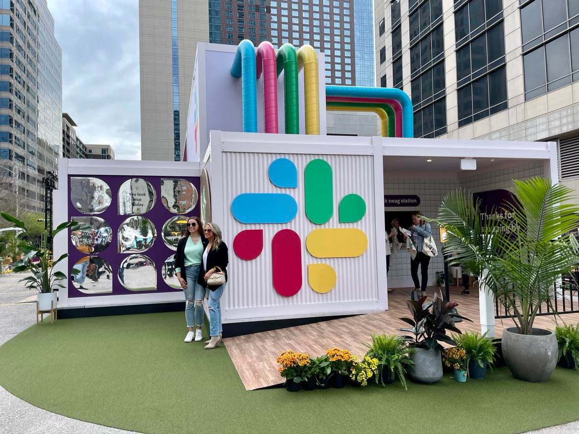 SlackHQ's tweet photo. Swing by 3rd & Congress today—there's plenty to see and do!
🎧 Experience huddles in action
📽️ Record a clip in a VIP booth
➕ Create your own channels
💡 Learn how apps and integrations drive productivity in Slack
#SlackSXSW https://t.co/NU9s4v29xo
