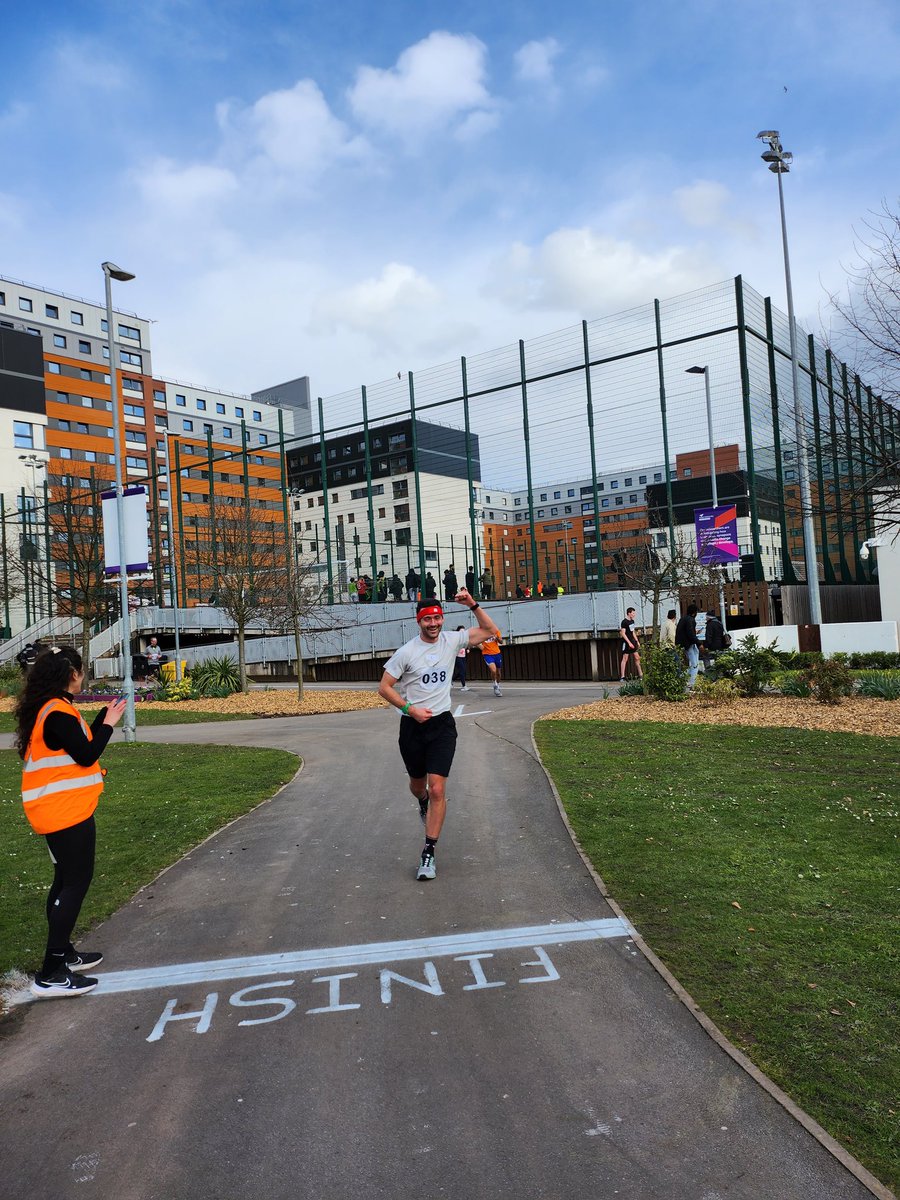 LoveBrumUK's tweet image. And....... they were off!! Congratulations and a huge thank you from us to @AstonUniversity  and all its runners for taking part today 😀