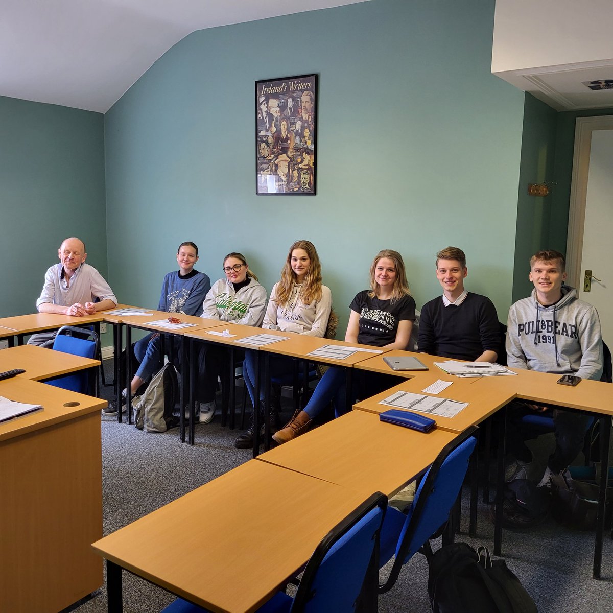 Nicole Broer (@broernicole) on Twitter photo Our students have started their "Kaufmann International" course at <a href="/hornerschool/">David Horner</a> of English in Dublin, what a great opportunity thanks to #Erasmus <a href="/kmkpad/">PAD</a> <a href="/lourennemo/">Louise Rennemo</a> <a href="/Sullyincork/">Ronan O' Sullivan</a> <a href="/InakioaMaisu/">iñaki</a> <a href="/VirginieDernon1/">Virginie Dernoncourt</a> Our students have started their "Kaufmann International" course at <a href="/hornerschool/">David Horner</a> of English in Dublin, what a great opportunity thanks to #Erasmus <a href="/kmkpad/">PAD</a> <a href="/lourennemo/">Louise Rennemo</a> <a href="/Sullyincork/">Ronan O' Sullivan</a> <a href="/InakioaMaisu/">iñaki</a> <a href="/VirginieDernon1/">Virginie Dernoncourt</a>