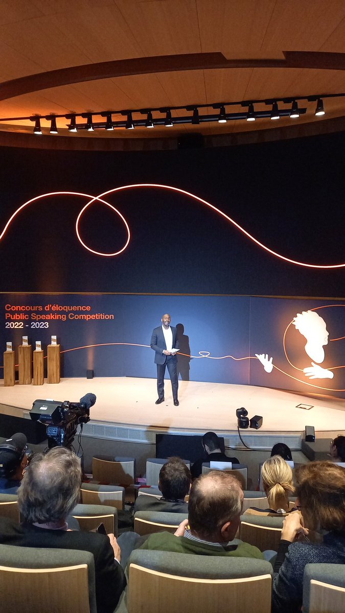 AnneCaporal's tweet photo. Palpitations pour le lancement du #concoursdeloquence @orange 2022-2023. Les souvenirs remontent, l'émotion aussi et j'encourage l'ensemble des candidats qui ont déjà gagné en surpassant leurs peurs et leurs limites 👏🏼 https://t.co/OK7dEVnv3v