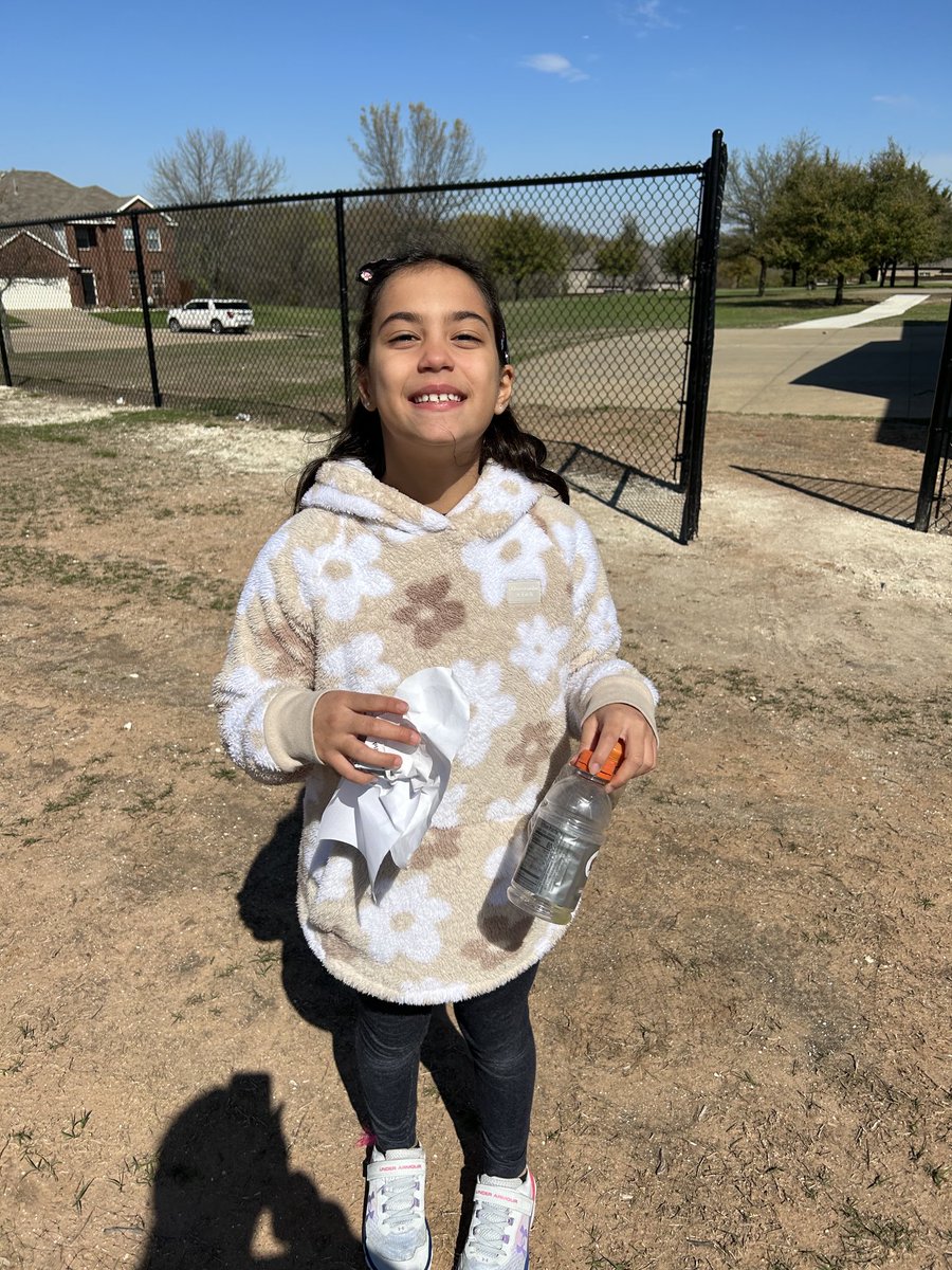 Cleaning up the playground after Spring Break! #walstars