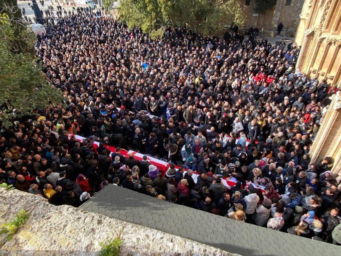 erkanipekcioglu's tweet photo. Adaletin bu muydu dünya?Günlerimiz gecelerimiz bir oldu,
Kötülerinsin sen dünya, hepsi halen daha hak iddia ederler ve işleri yarım kalmış.
İyileri öldüren dünya,bak ben değil fotograflar söyler
#isiaskıbrısadaletistiyor https://t.co/HPws91dwuY