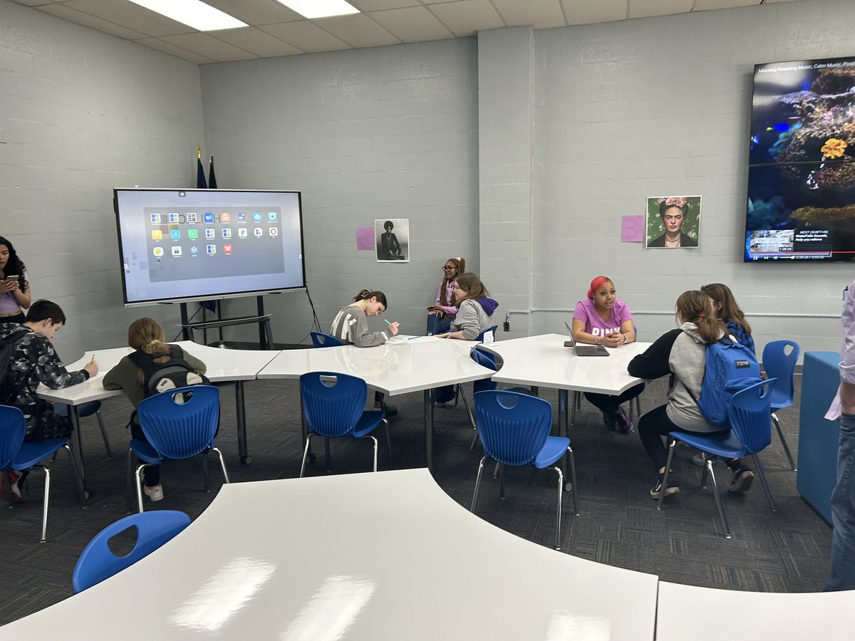 ChuckMichael98's tweet image. South Allegheny students having hands on experiences.