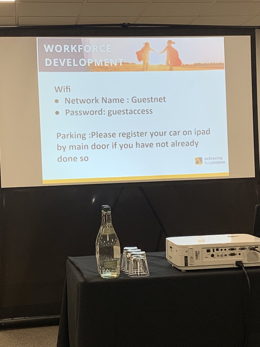 A great session with Heads of Schools today in Twickenham. Lots of talking about how to support children more who are existing in abusive homes and how to support colleagues also. 
@AforChildren 
#achievingforchildren 
#childrenarevictimstoo 
#enddomesticabuse 
#Knowledgeispower