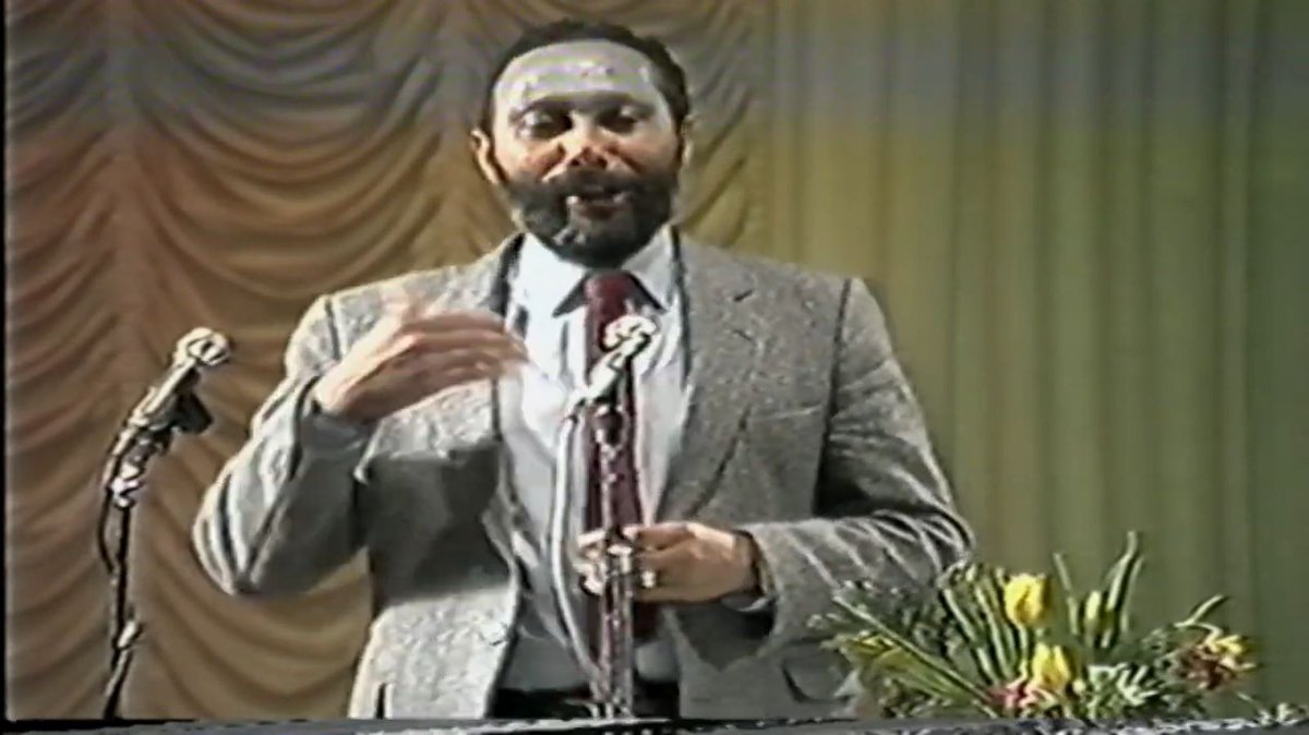 MarxLecture's tweet image. Forty years ago today, Sheffield City Council organised a Marx Memorial Lecture to remember the life and works of the great philosopher on the anniversary of his death.
We have now obtained a digitised copy of the 1983 lecture, delivered by the incredible Stuart Hall.