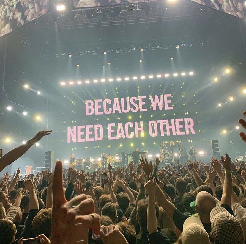 liamgfansclub's tweet image. Because we need each other