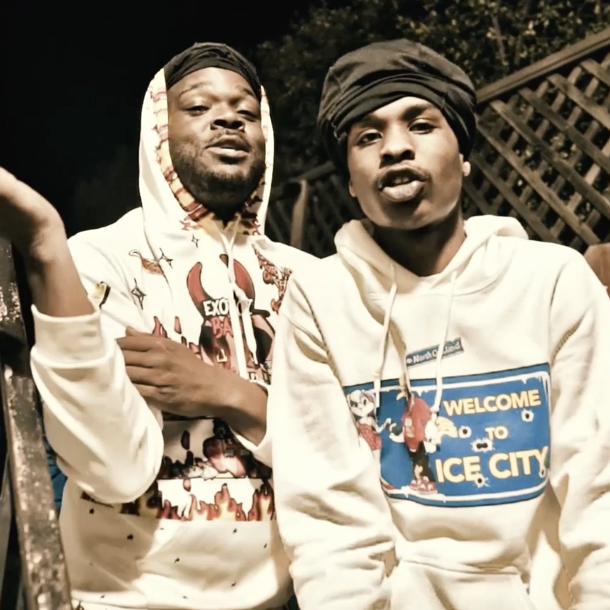 ThizzlerPromo's tweet photo. Doodat600 x EBK Durkio – Trife Bity Ice City (Music Video): The post Doodat600 x EBK Durkio – Trife Bity Ice City (Music Video) appeared first on Thizzler On The Roof. https://t.co/HLl3dlzY1f https://t.co/RRvCkWNf5E