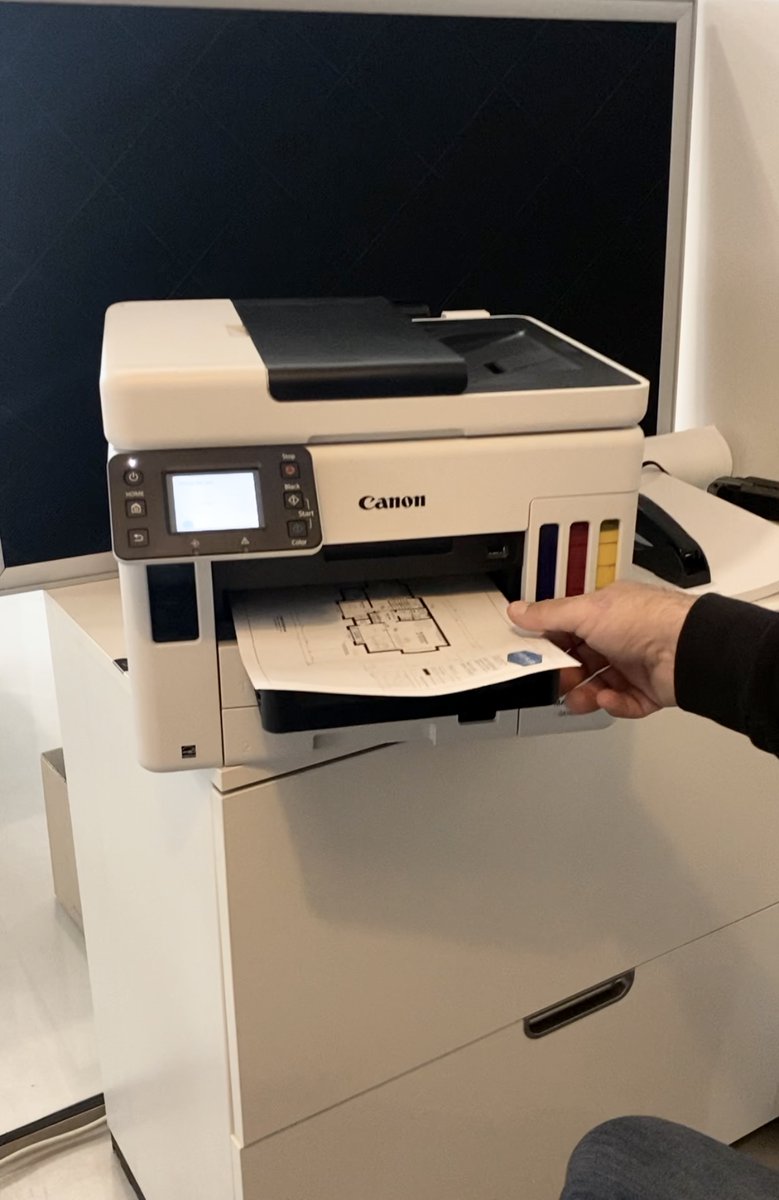 Bryan_Baeumler's tweet photo. There are so many things I'd rather do than shop for ink. If there's anything that saves me time to do the things I love most, it's the @CanonCanada MegaTank Refillable Printer!
Click the link & learn more!
https://t.co/Kx7ExDFhTB
#ad #CanonPartner https://t.co/zDeYZUI2jS