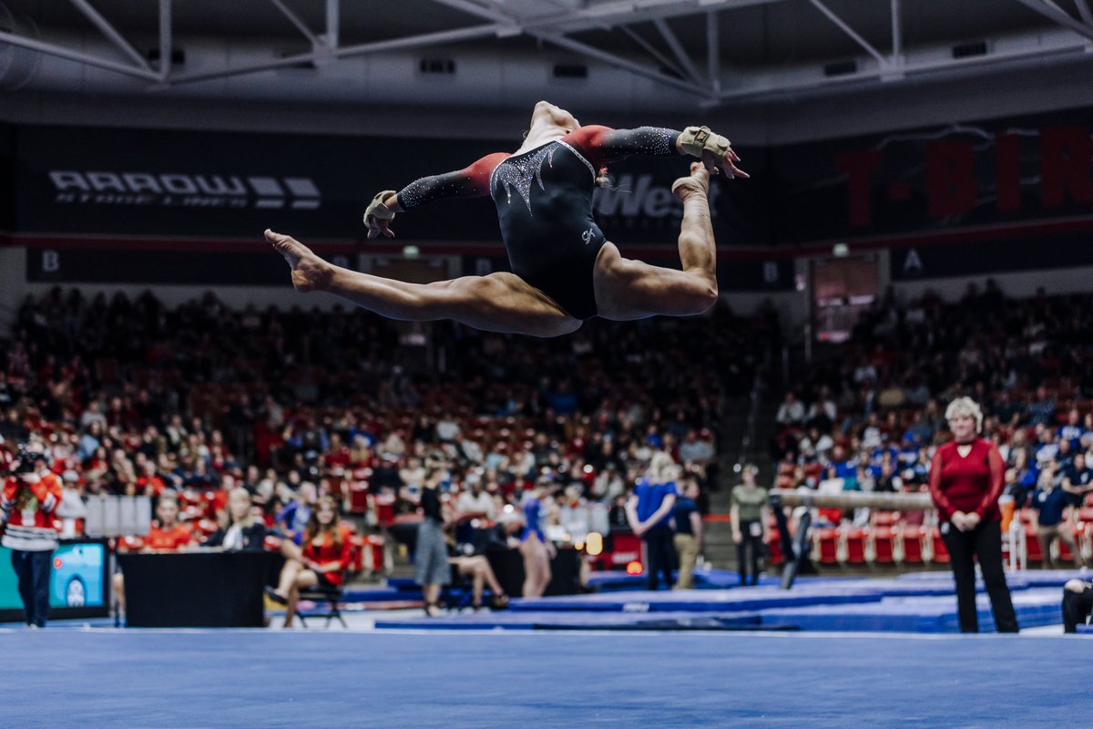SUUGym's tweet photo. five things you need to know:

1. the MRGC CHAMPIONSHIP
2. is THIS SATURDAY (03/18)
3. in CEDAR CITY
4. at 6 PM MT
5. tickets are on SALE 

#OneFamilyOneFight x #TBirdNation x #RaiseTheHammer https://t.co/OhVDDUqoW2