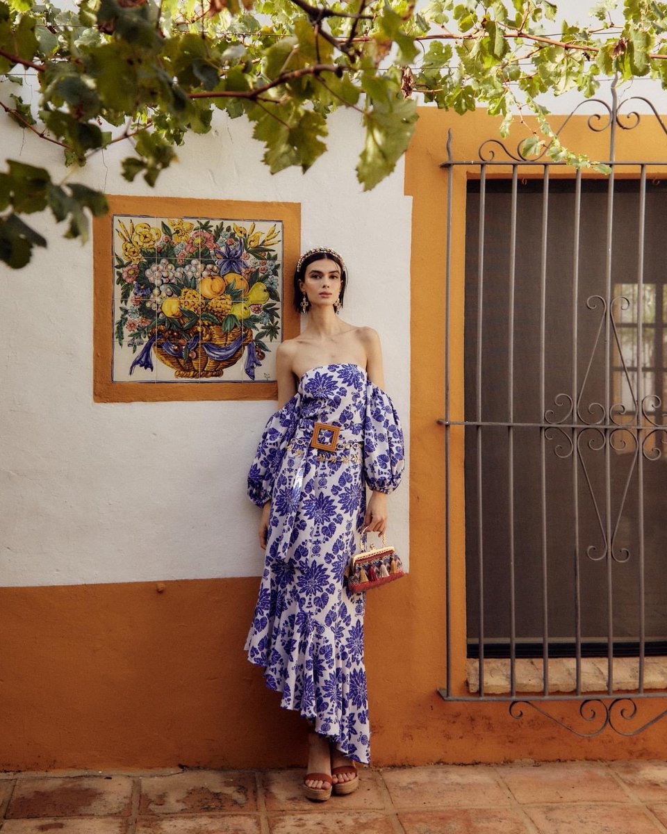 SenturaZamora's tweet image. El azul y blanco siempre es un buen contraste para vestir 💙🤍

#CORAZONANDALUZ #PV2023 #PVLOB #LOBWOMAN #MODA #LOB #INSPO #SenturaZamora 

#Sentura
#Zamora