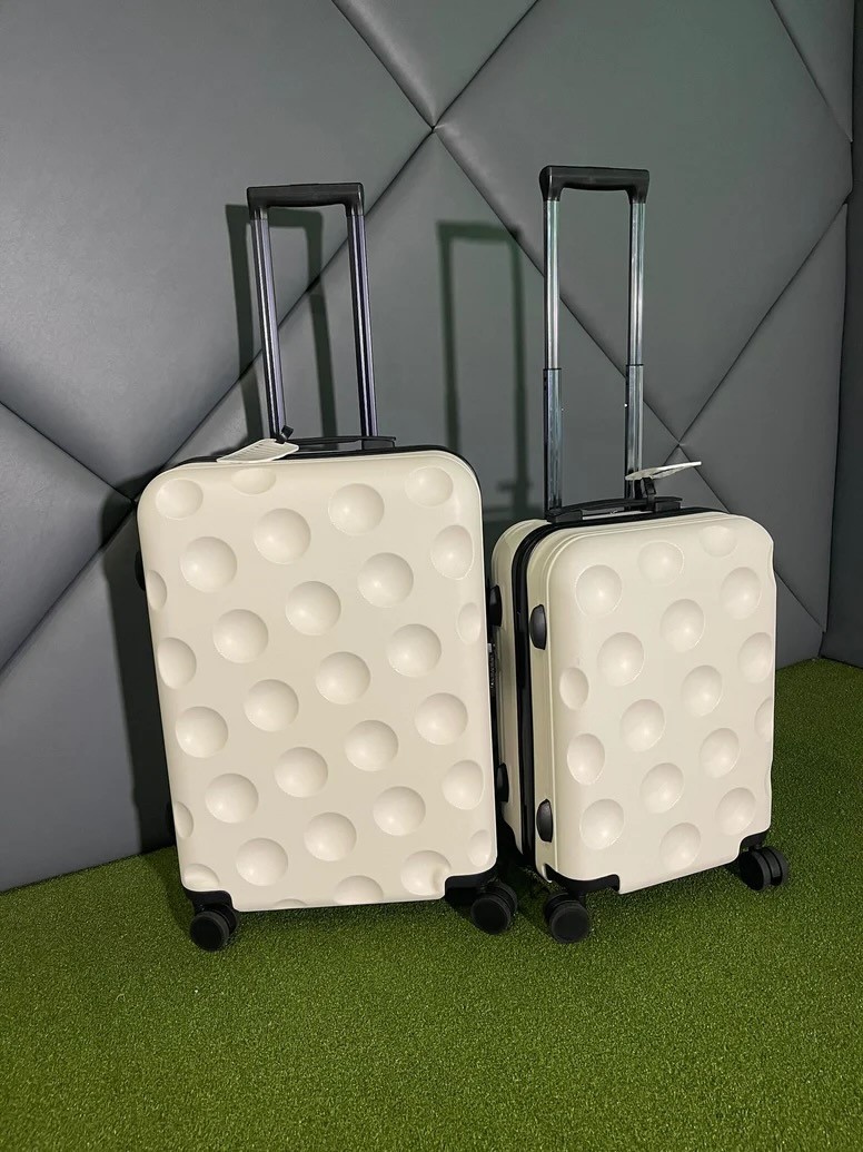 10% OFF Golf Ball Travel Flight Case -  NEW PRODUCT ⛳️🏌️‍♂️ - mailchi.mp/ead0dd52bf52/1…