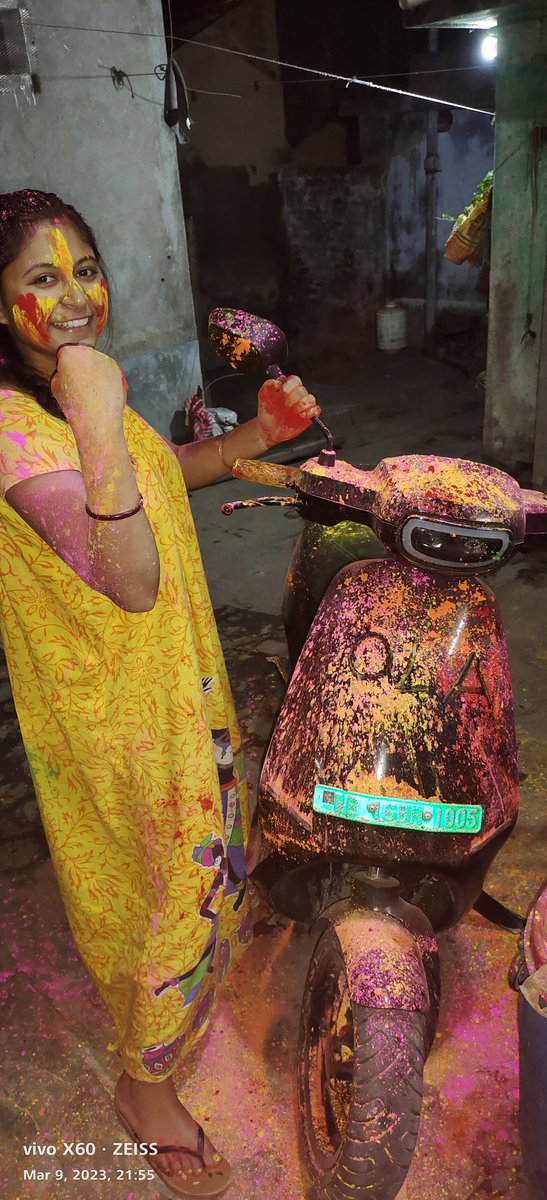 SubhadipDatta19's tweet photo. @bhash Ola Holi special Love ❤️ 😍 @OlaElectric @bhash #colourcharged #Holi2023 https://t.co/mwXPcZK8jK
