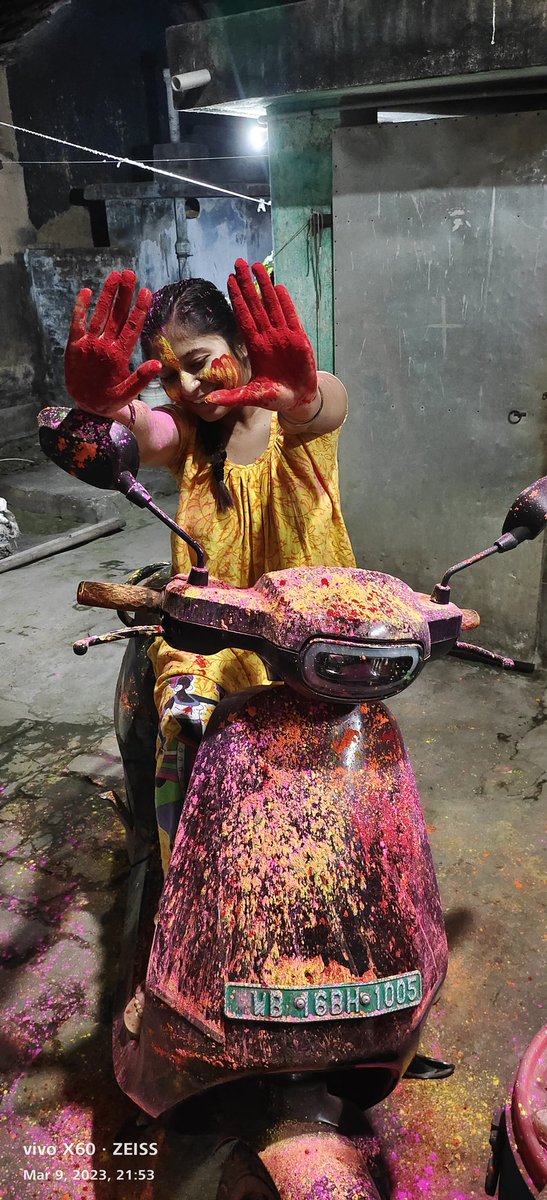 SubhadipDatta19's tweet photo. @bhash Ola Holi special Love ❤️ 😍 @OlaElectric @bhash #colourcharged #Holi2023 https://t.co/mwXPcZK8jK