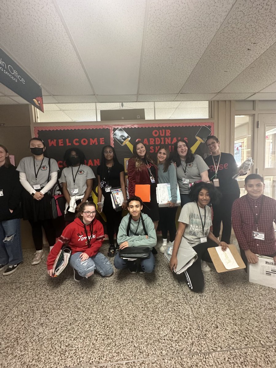 Last week we hosted an AVID showcase! We are so proud of our student tour guides, panel members, and the teachers who participated!! We loved showing off how AVID has impacted our school <3 #AVIDAACPS