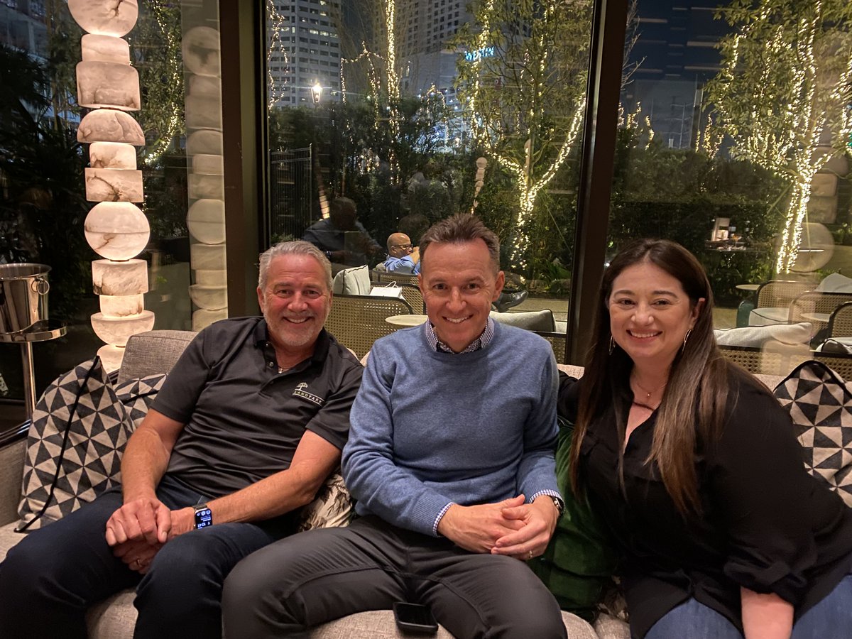 RightMoveSS's tweet photo. Nola and @SelfStorageAssn did not disappoint for the Spring Show! Worked hard and played hard with Sunset Capital and Brandon Karr, @KarrSelfStorage Thanks to @Talonvest for hosting a rockin' party! 

#LandParkLife #RightMove #SSASpring #SelfStorage #NewOrleans https://t.co/DreezSaJ82