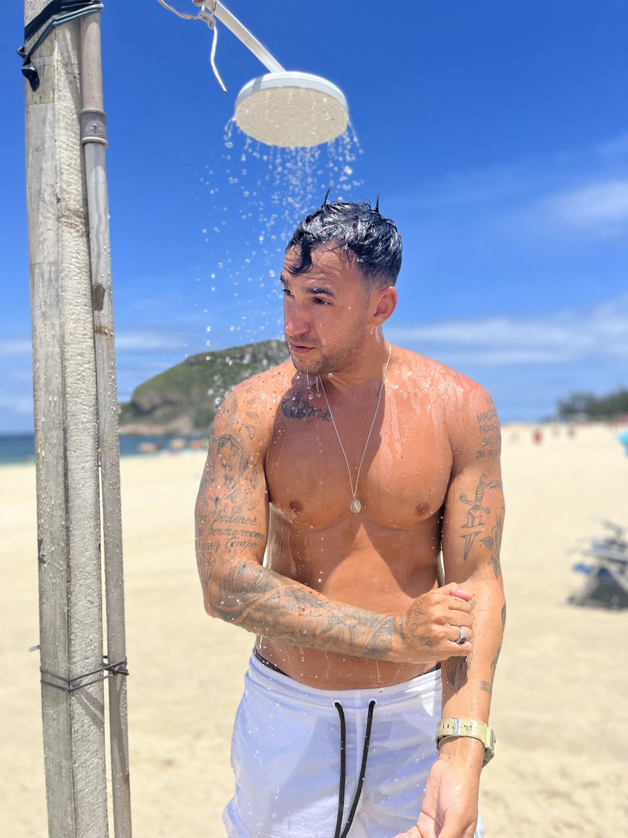Gustavozs7's tweet photo. 🌞🚿🕊️ https://t.co/Ok12VP53g1