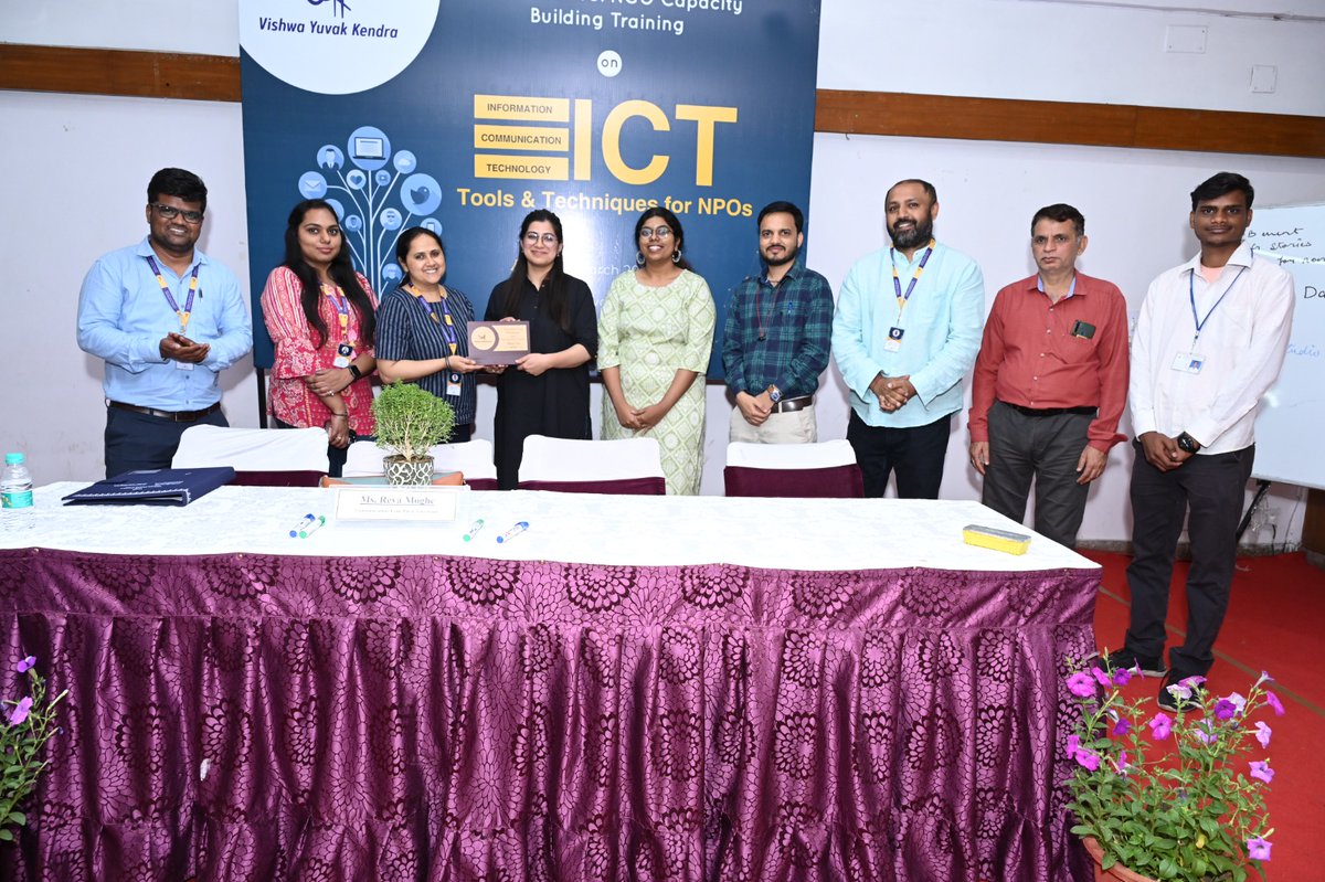 VYKIndia's tweet photo. .#1/4: The second day of #ICTTools & #Techniques training commenced with Ms. Reva Moghe, Communications Lead of Project @Parag - An initiative of @tatatrusts , facilitating a #session on the effective use of #social media as a #communication tool. https://t.co/OR28c0csey