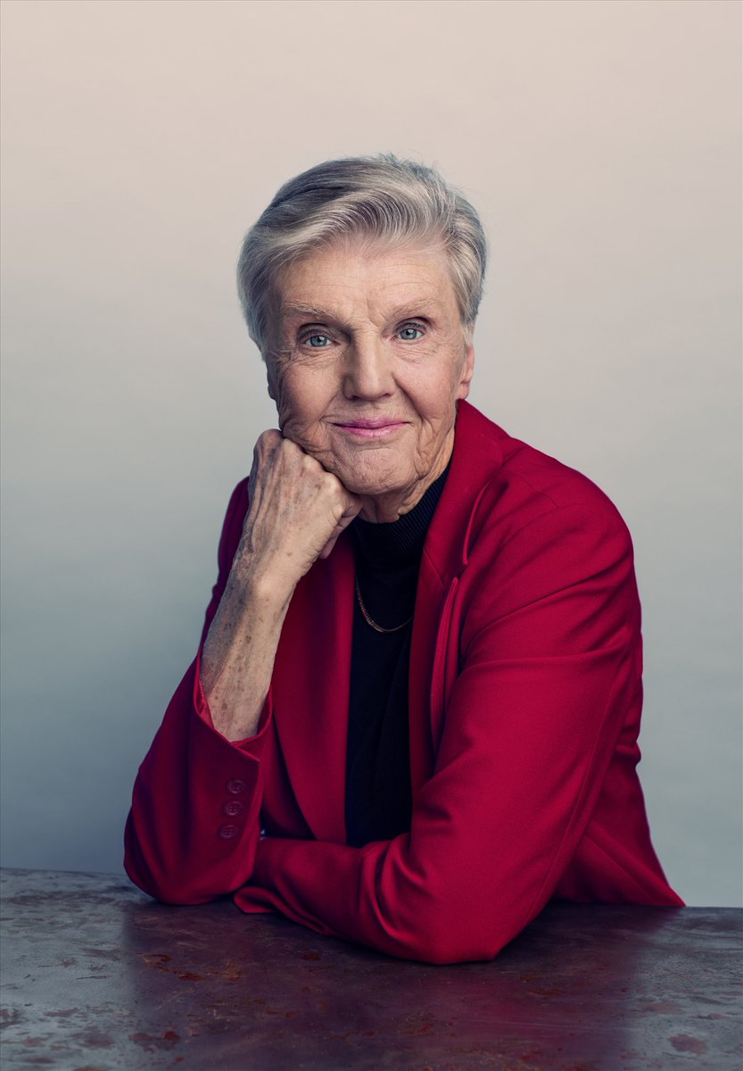 Vi har alla Barbro Westerholm att tacka för det fria och öppna land Sverige har blivit för HBTQ-personer. Hennes politiska gärning ska inte glömmas. 🏳️‍🌈