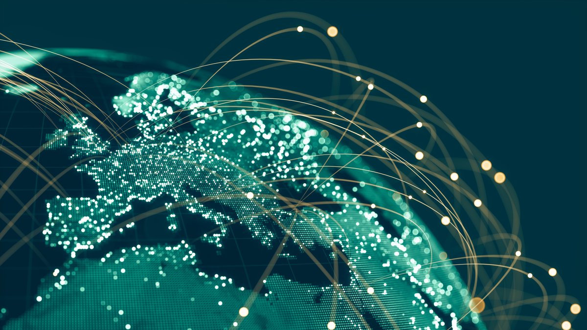 EPSRC's tweet photo. We want to enable UK researchers to form world-leading partnerships with the best international researchers, to deliver excellent research with impact. So we’re funding opportunities for research groups to develop new, or build existing, international collaborations. ⏬ 🧵1/ https://t.co/dzTkNv5mA9
