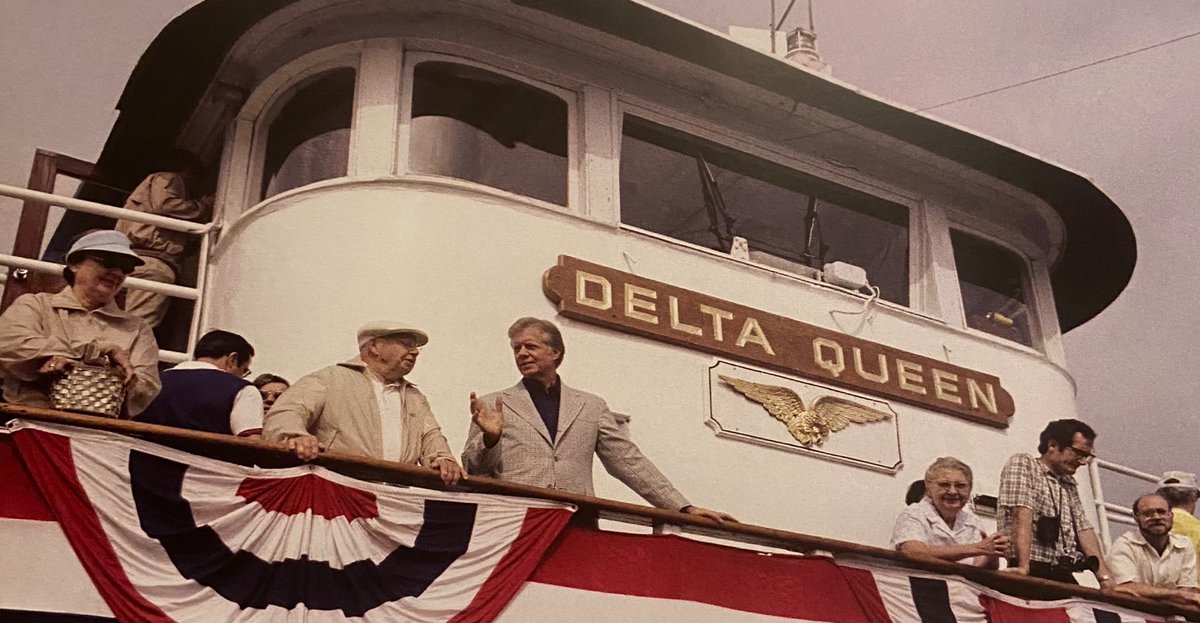 PresidentsVisit's tweet photo. My favorite Jimmy Carter vacation to read about was him taking a steamboat down the Mississippi! Here’s Jimmy and the Delta Queen! ⛴️ 🦅🇺🇸🏛
Check out the “Jimmy Carter and the Carter Home” Episode of “Visiting the Presidents”! https://t.co/dJKJ4iKsUU
#JimmyCarter #DeltaQueen https://t.co/BqPbw8MuS2