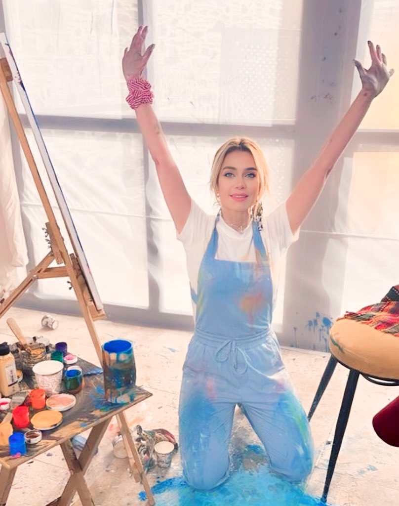 Life gives us lights at the end of the tunnel 🌙💫 <a href="/cigdembaturs/">cigdembatur</a> ❤️👑