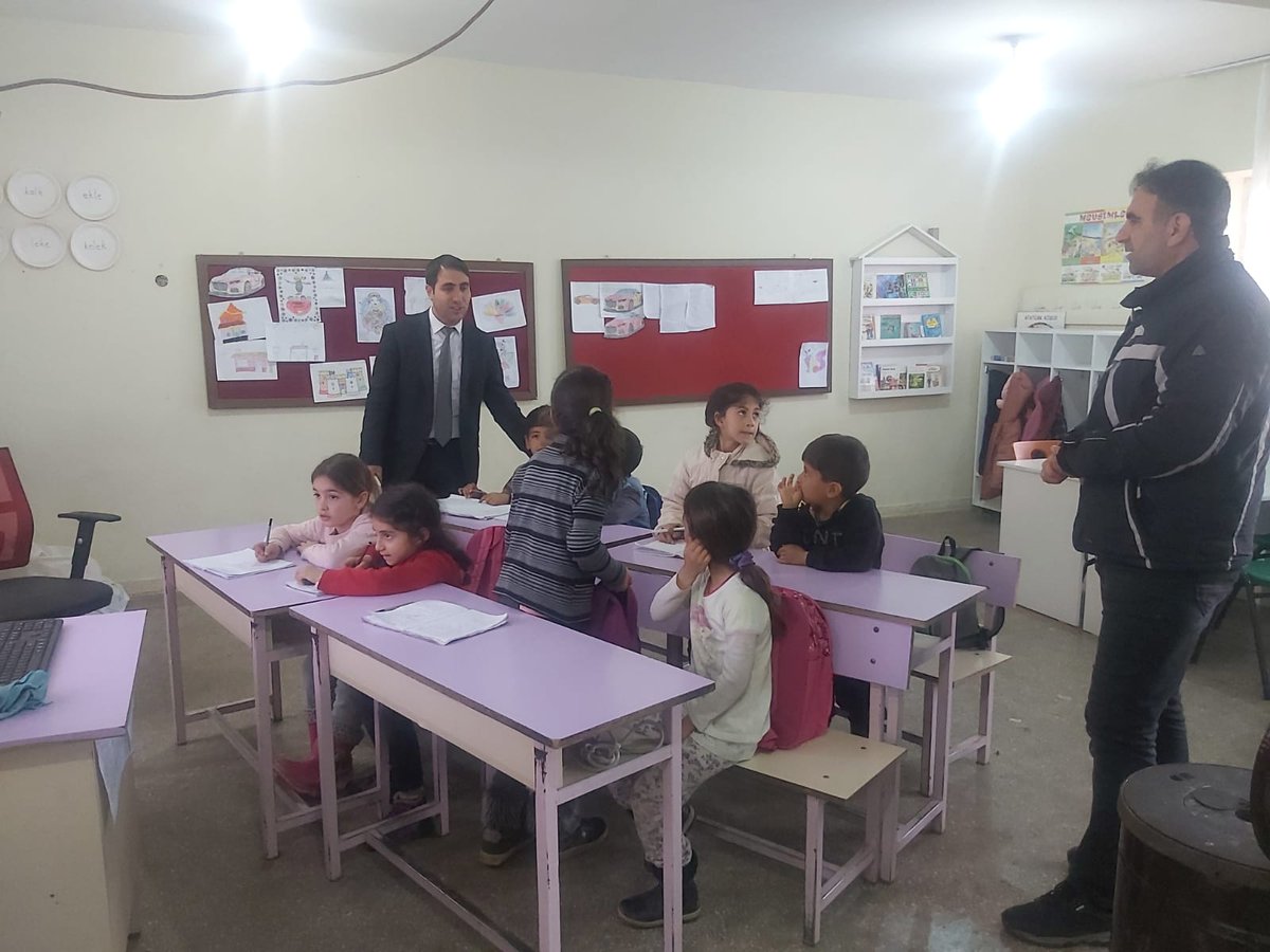 İlçe Millî Eğitim Müdürümüz Mustafa SABIR 
📌 Bahçe İlkokulu 
📌 Altay İlkokulu ve 
📌 Koru İlk-Ortaokulunu
Ziyaret ederek Öğretmen ve Öğrencilerimizle bir araya geldi.<a href="/Diyarbakirmem/">Diyarbakır İl Millî Eğitim Müdürlüğü</a> <a href="/Murat4Kucukali/">Murat Küçükali</a> <a href="/Kadirkdryrdgl/">Kadir Yurdagül</a>