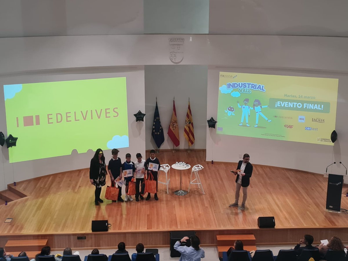 ITA_tecnologia's tweet photo. #IndustrialVille en @ITAINNOVA 
Tarde de entrega de premios a los niños y niñas participantes en esta iniciativa junto a empresas como #CAF @Edelvives @ENARCO_SA @CerTestBiotec @Lacasaytu https://t.co/rIbPLDmTlg