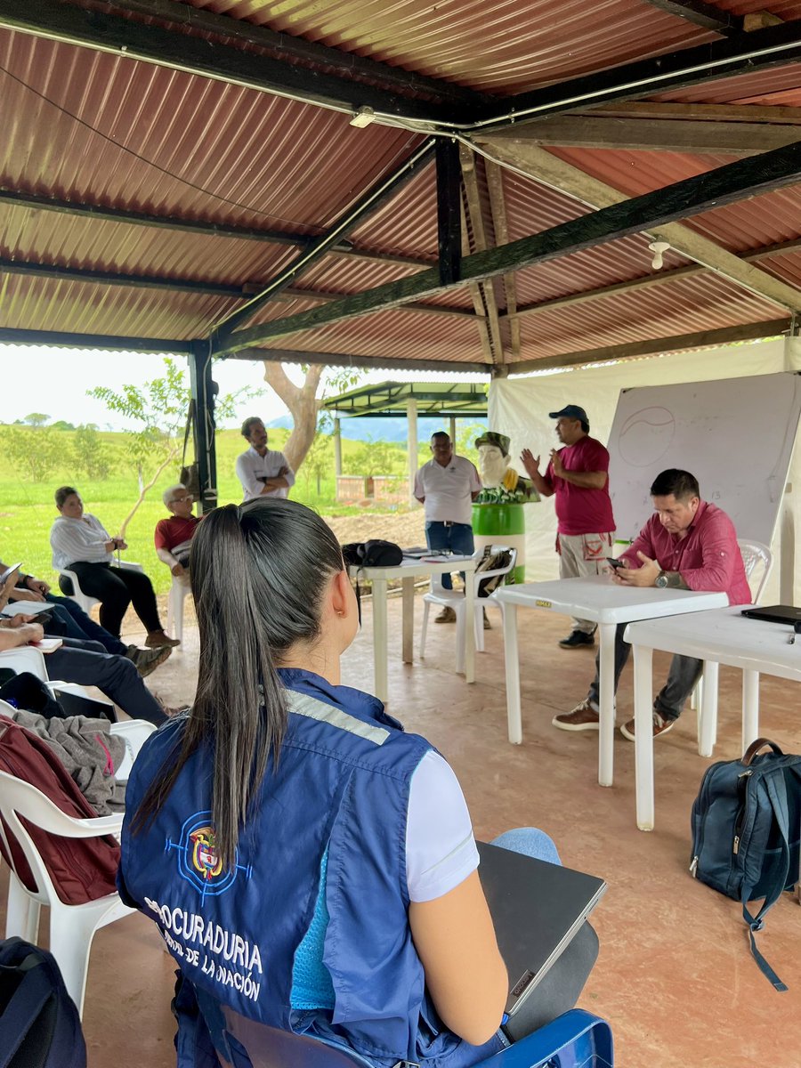 SanJose_CP's tweet image. En Mesa de Seguimiento al contrato 030F/2022 #alertamos los entes de control y gobierno nacional de evidentes  retrasos en el inicio de construcción de 106 viviendas ☑️

¿@Minvivienda cuándo entregarán las 🏠? 

➡️@ARNColombia @AgenciaTierras @infopresidencia @CNRCOMUNES 🕊️