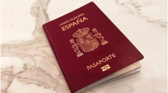 ConsEspLaHabana's tweet photo. Inscritos Registro Civil Consular hasta 28-02-2023 📅 ya pueden acceder a nuestras agendas 💻 para obtener su cita de solicitud de PRIMER PASAPORTE 📕

ℹ️👉🏼 https://t.co/79EwlZ8Ua1 https://t.co/XQwQyo9Yhy