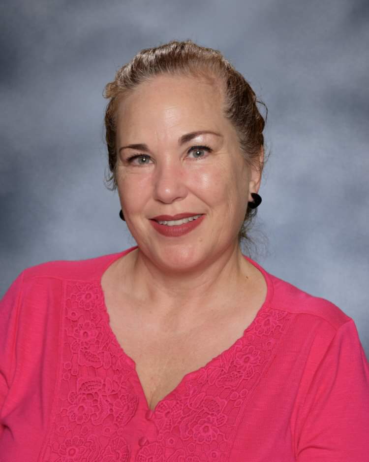 WCR2Supt's tweet photo. This #TeacherProud Tuesday we recognize @wcr2high Julie Hernandez. Mrs. Hernandez has returned to her hometown to teach and truly makes a difference in the lives of our students. 
#wildcatstrong @GovParsonMO  @MOEducation @EdPlus https://t.co/BIqTuPqkCW