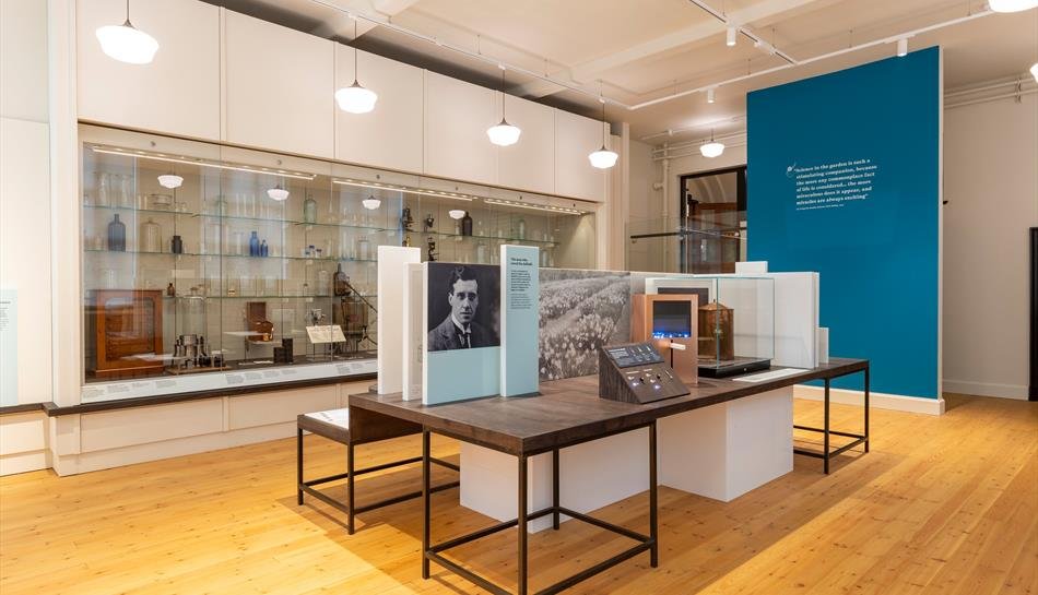 The new exhibition spaces at the Old Laboratory <a href="/RHSWisley/">RHS Garden Wisley</a> open on Monday - and great to have sneak preview (incl at this <a href="/wolfsonfdn/">Wolfson Foundation</a> lab) today. It is beautifully done - telling the often unknown story of the research &amp; education behind the glorious gardens of <a href="/The_RHS/">The RHS</a> <a href="/fjd65/">fiona davison</a>