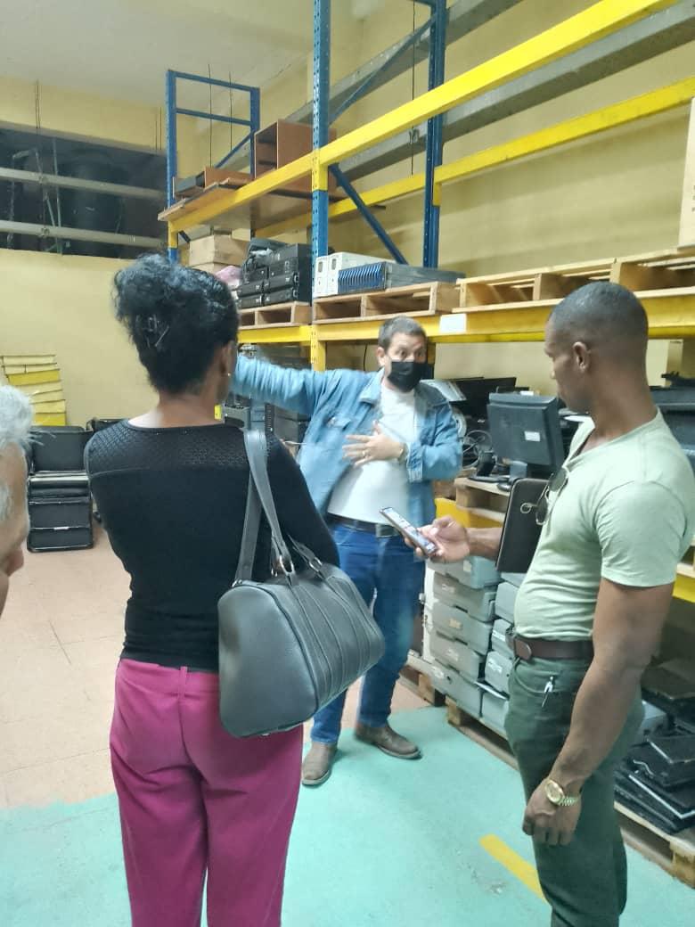 GelectCuba's tweet photo. 👉 Hoy visita el Consejo Técnico Asesor de GELECT a la pyme Recel, fuente de materia prima nacional a partir de recursos tecnológicos en desuso.
#Cuba https://t.co/6hWFWyoZpc