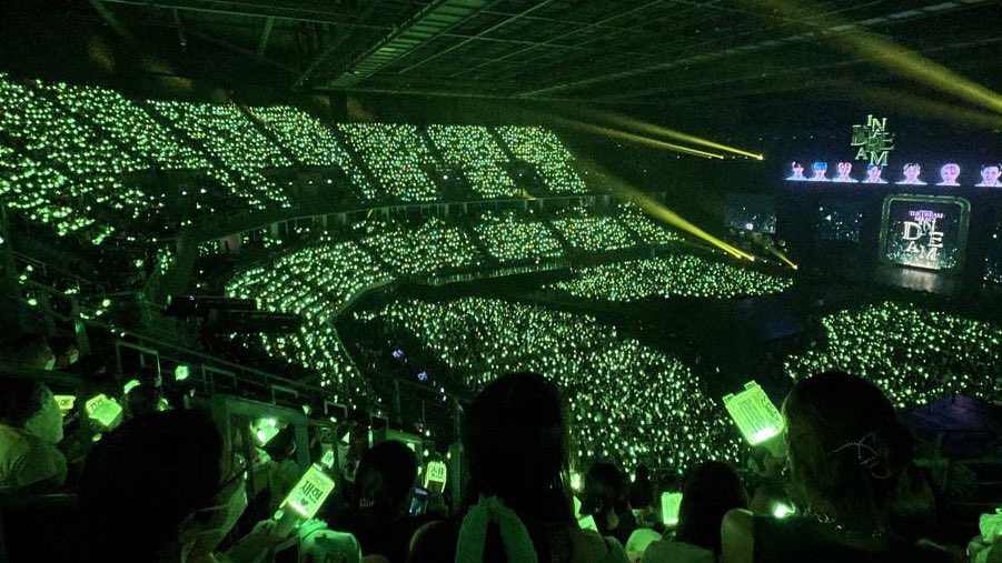 thechxyxhyun's tweet photo. ทะเลเขียวนีออนที่ไทยสวยไม่แพ้ประเทศอื่นเลย https://t.co/jR8zNlbedm
