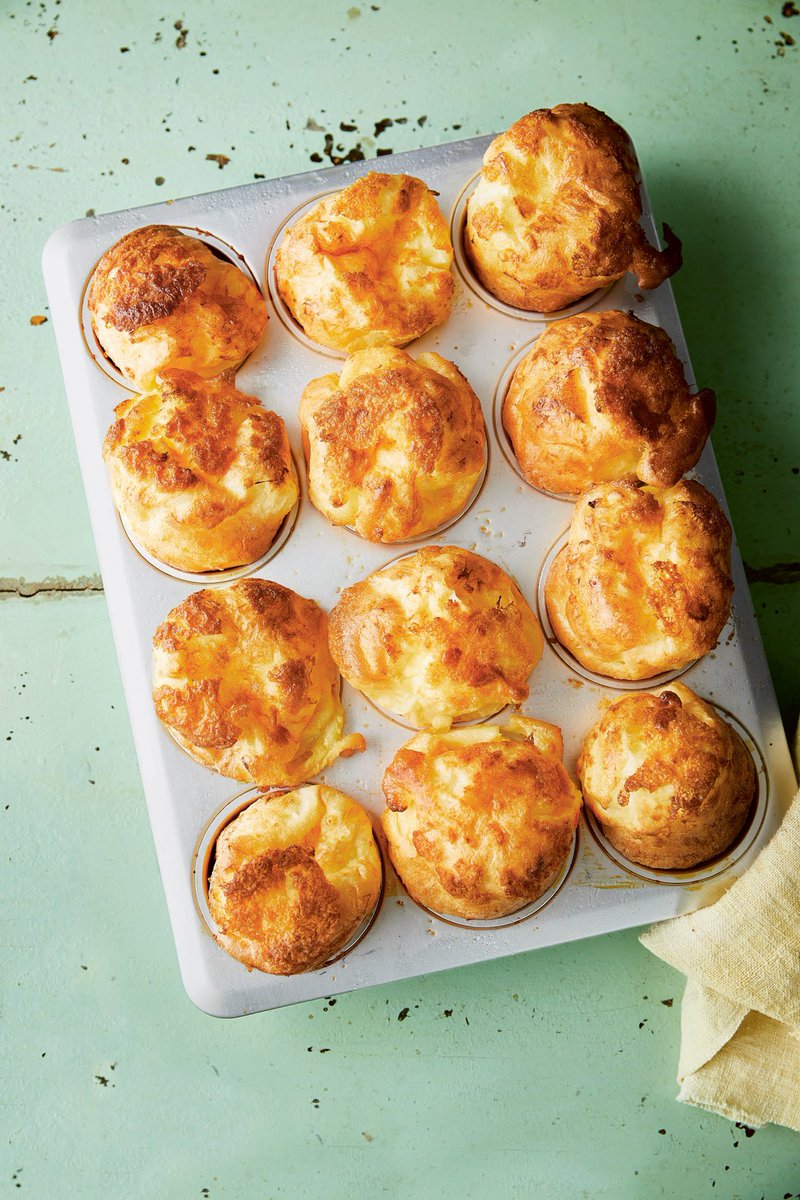This week’s Guest Recipe from the #CookbookCorner archive is Best Ever 3-Ingredient #glutenfree Yorkshire Puddings, from How To Make Anything Gluten Free by @beckyexcell.
nigella.com/recipes/guests…