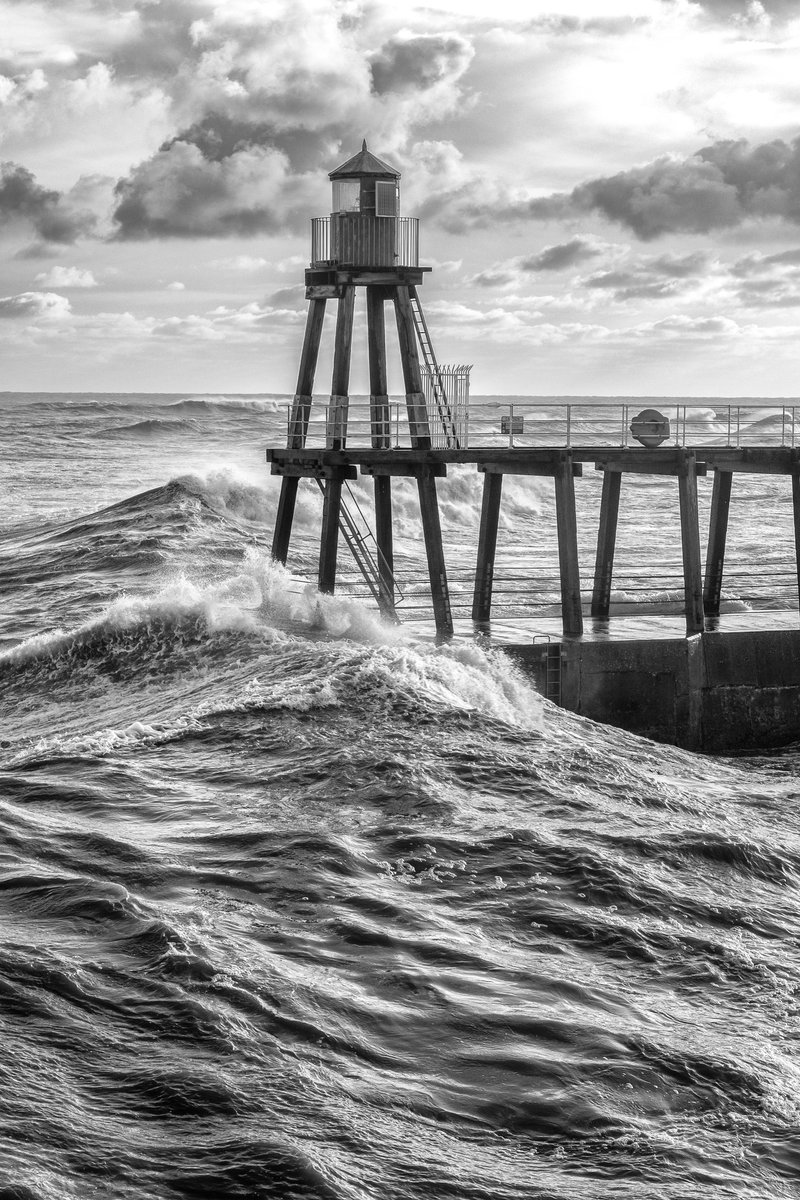 This mornings high tide Whitby piers.

#stormy #roughsea #weather  #waves  #yorkshire
