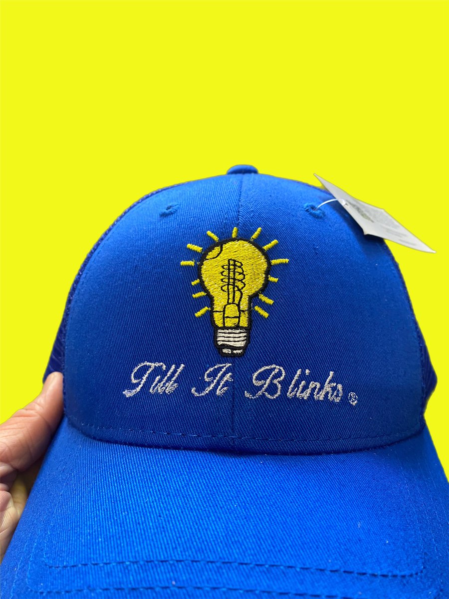 Spread love & positive vibes CEO @tillitblinks #tillitblinks #tilitblinks #tib #tibg #clothingbrand #brand #streetwear #undergroundclothingbrand #brandowner 💡💡💡🥵👑