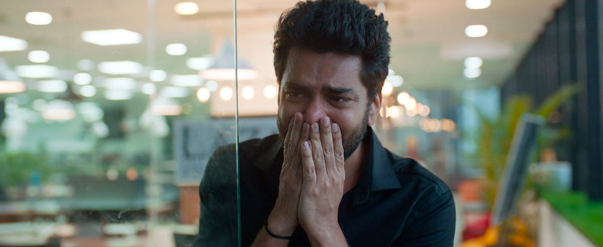 Guna77715625's tweet photo. அழ வச்சிட்டாங்க கடைசி sceneல
இந்த மனித பிறவி பெண் அன்பினில் அடங்கிடும்..💖🦋
#Dada #DadaMovie #DadaRelive https://t.co/AesW9Q9TZI