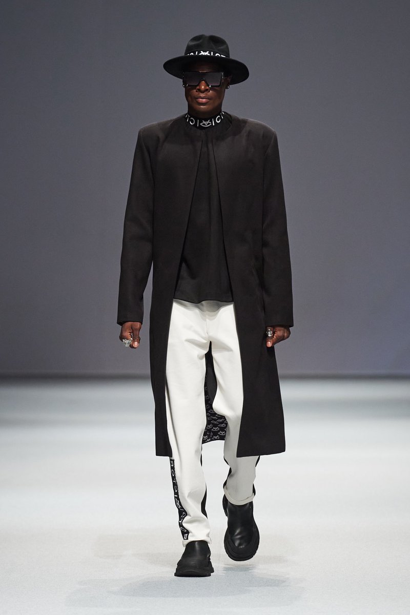 Tall_Cheezy's tweet photo. People will stare. Make it worth their time.
#DubaiFashionWeek #houseofVictor #Operation24 https://t.co/o2pFNLG4df