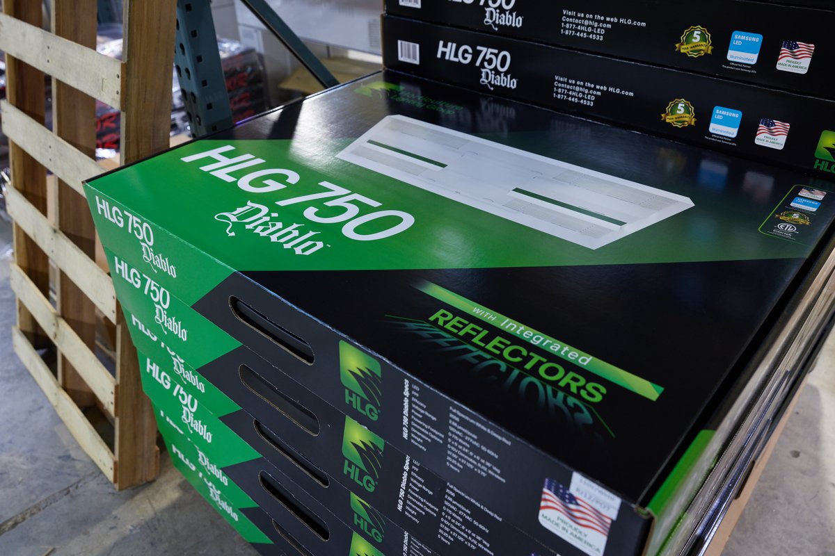 Prepping stacks of 750s for our Tax Time Sale.

horticulturelightinggroup.com/collections/la…

#sale
#taxtime
#taxrefund
#hlg750diablo
#horticulturelightinggroup