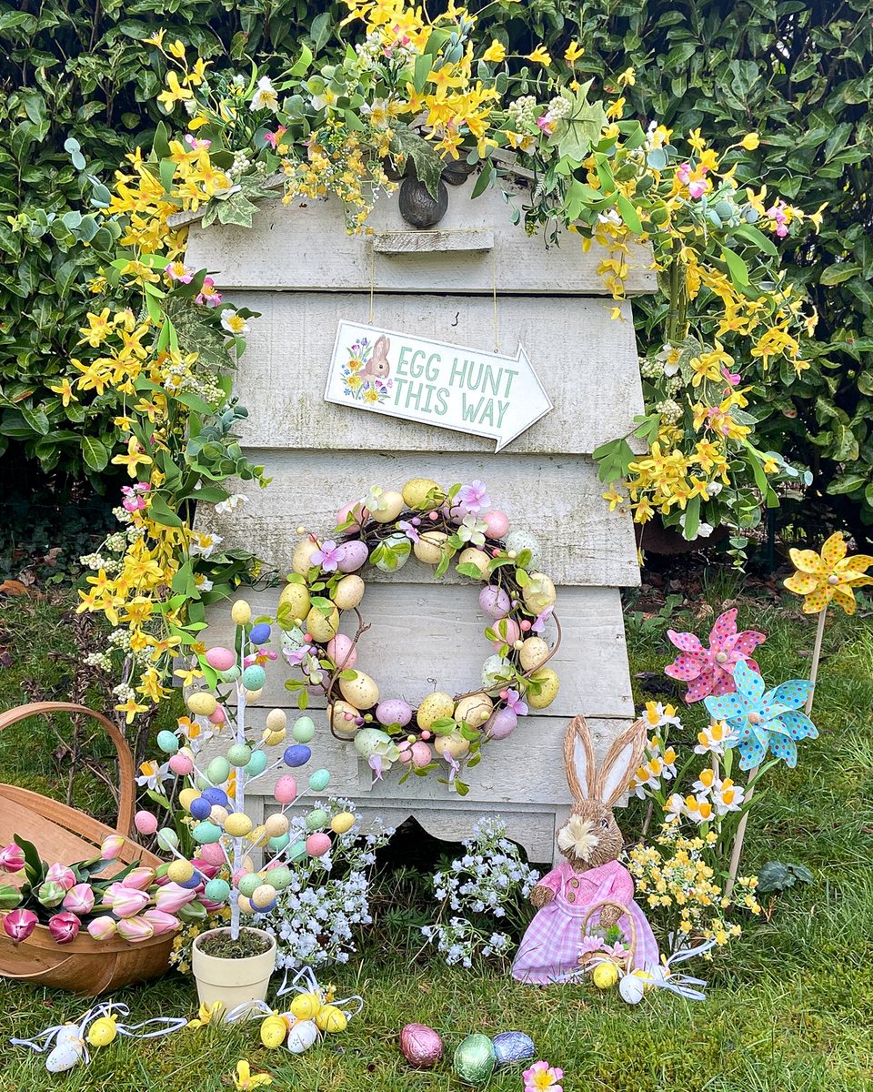 Gisela_Graham's tweet photo. π Hop around our Egg Hunt page & find the perfect Easter decorations for your home this year.
Create a unique trail with wooden signs, pretty bunnies, and colourful eggs.
Just donβt forget the basket π£ π
#GiselaGraham #SpringCollections #EasterEggHunt #EasterDecor https://t.co/m9Ae5RtEFu