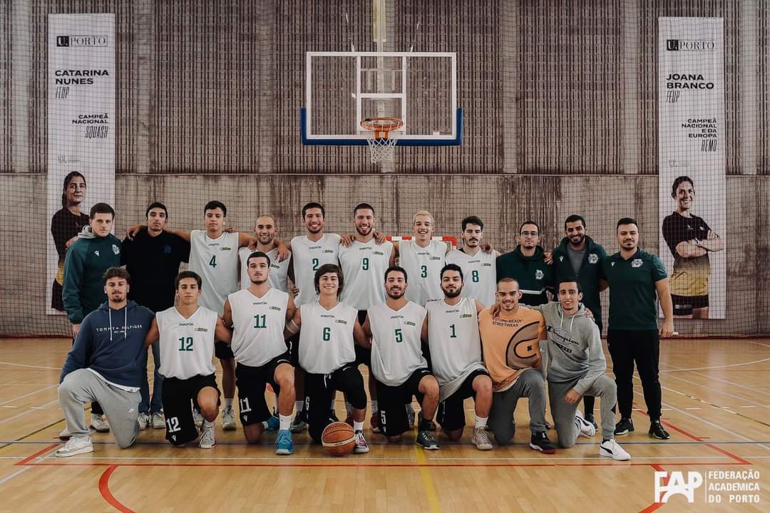 supinheiro29's tweet photo. Campeões 🏀 2022/23 da UP
#fadeup
#aefadeup https://t.co/qLvgBAE2yp