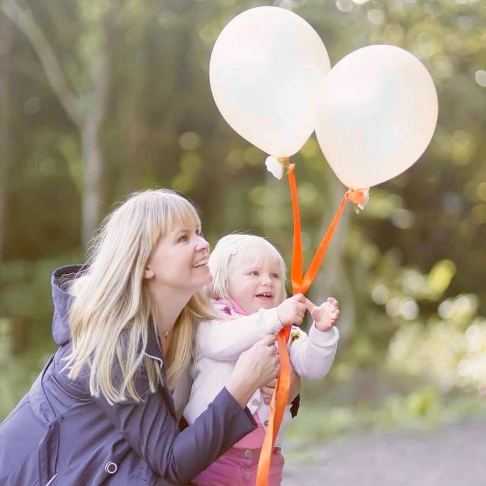 It’s Mother’s Day this weekend! We have a fabulous selection of Mother’s Day balloons, or for that special touch you can personalise your own.

#balloondecor #balloongarland #surprisegift #luxurygifts #memoriesmade #mothersdaygifts #motherhoodjourney #familyislove #giftidea