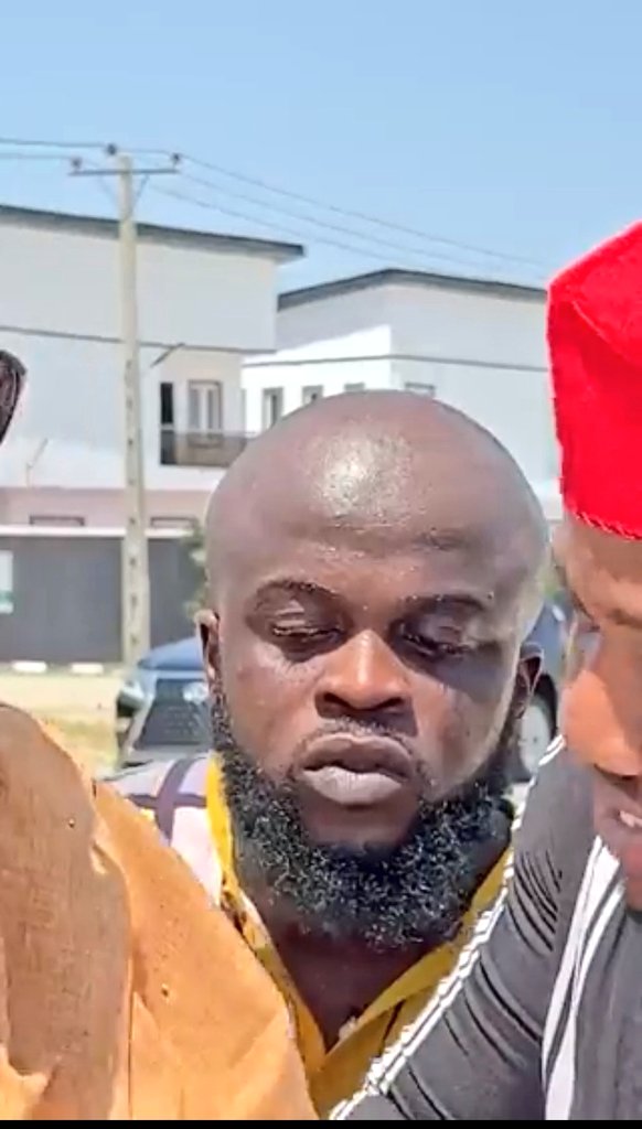 dezzy_soft's tweet photo. @lasisielenu @mrmacaroni @crazeclown Na wa ooo... https://t.co/wGGmVCZt9Y