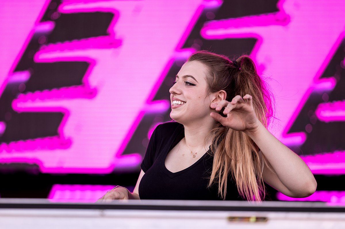 Canopy_Club's tweet image. NEXT TUES 🛸 3x @SummerCampFest performer @zoskaflavor lands at #CanopyClub for our SCAMP Series, 3/21. Swing by our #SCamp23 table for info on how to win SCamp tix, upgrades, merch and more. $5 COVER.

➡ canopyclub.com/scampseries/