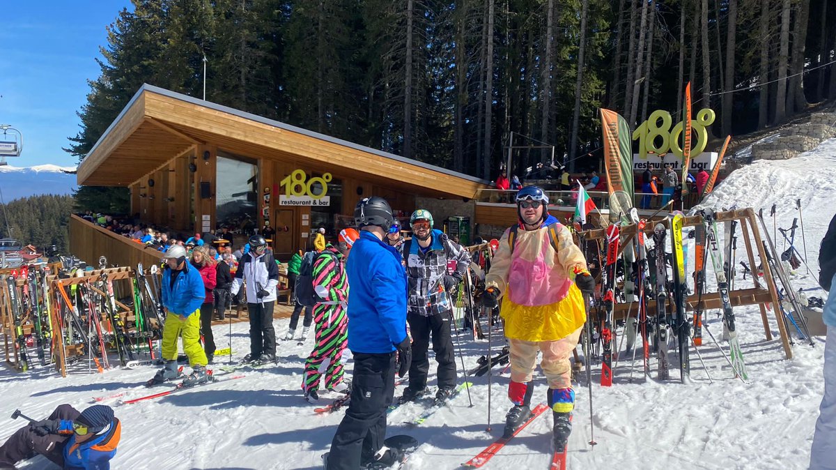 bansko's tweet photo. 180 today. Another good one https://t.co/uVJhbBH8m0