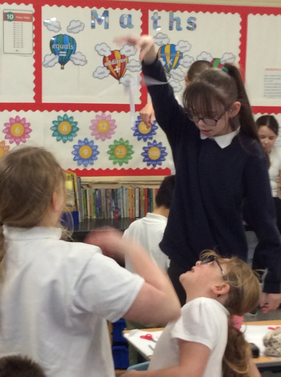 Year5Beck's tweet photo. @Year5Beck We have been investigating air resistance and how the mass of an object affects the speed it falls using paper spinners #BeckScience https://t.co/lXlROjmvfD