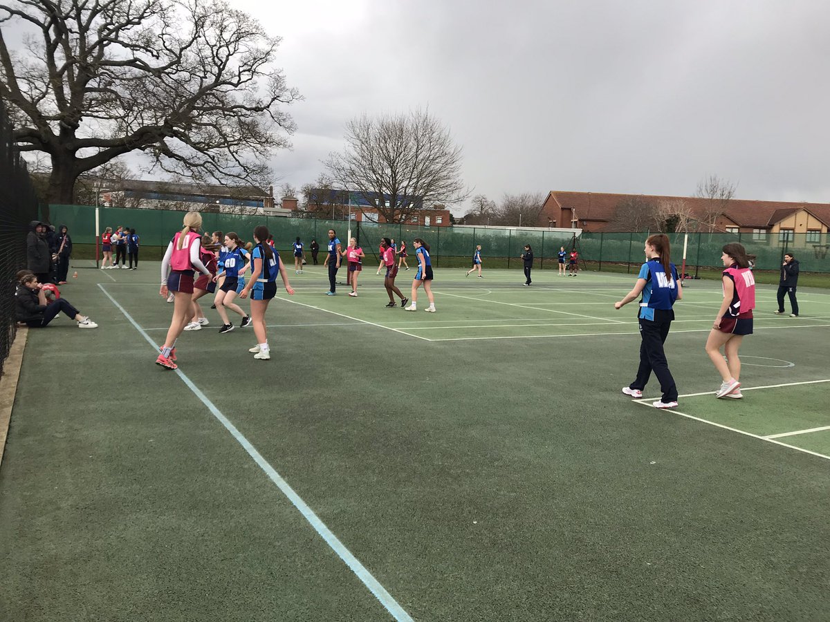 NHS_Sport's tweet photo. Thanks for the matches today @WboroSport Great atmosphere #NetballCommunity #FriendlyRivals #NetballFamily https://t.co/IYv51PVRLK